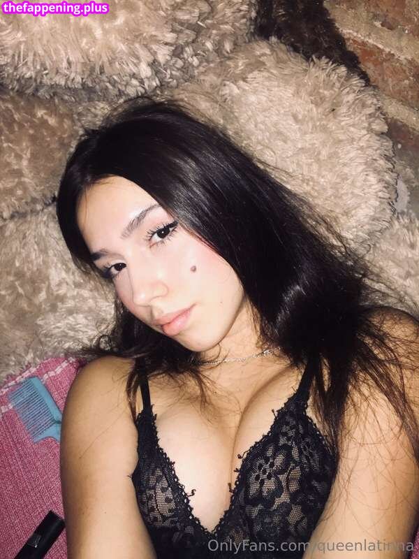 Triinivc / bbytrinita / https: Nacktes OnlyFans Foto #2