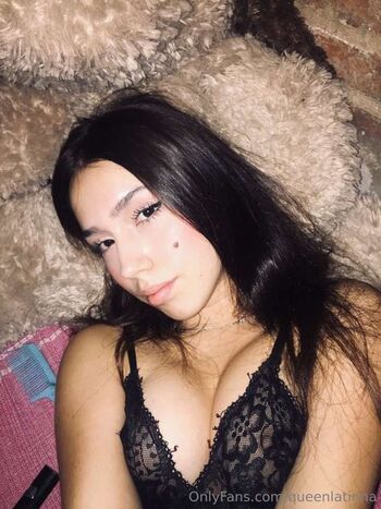 Full leaked Bbytrinita page private onlyfans photo