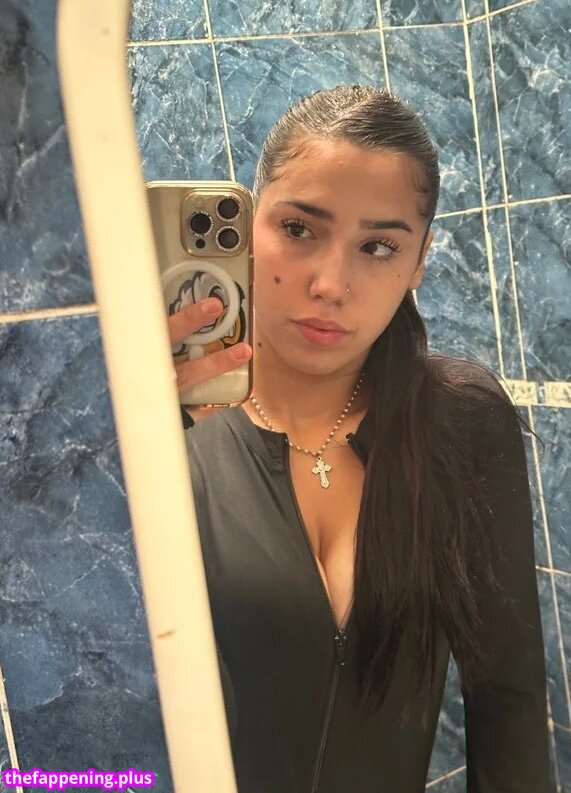 Triinivc / bbytrinita / https: Foto OnlyFans Nua #20