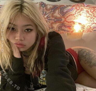 Full leaked Beabadoobee private onlyfans photo