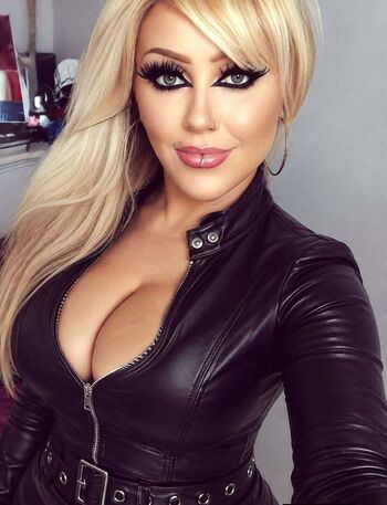 Becki Leese