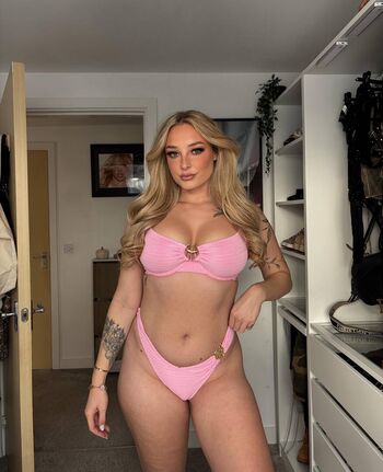 Full leaked Beckiiwhiting private onlyfans photo