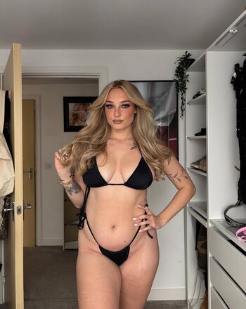 Full leaked Beckiiwhiting private onlyfans photo