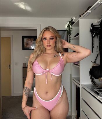 Full leaked Beckiiwhiting private onlyfans photo