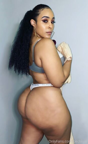 Full leaked Beckkywylin private onlyfans photo