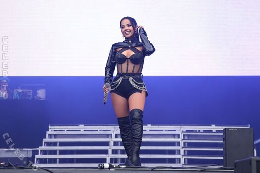 Becky G