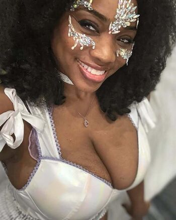 Full leaked Beckybrowngurl page private onlyfans photo