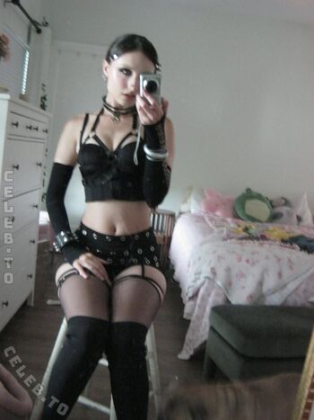 Full leaked Beebee page private onlyfans photo