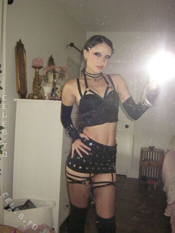 Full leaked Beebee page private onlyfans photo