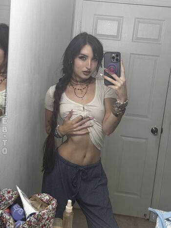 Full leaked Beebee page private onlyfans photo