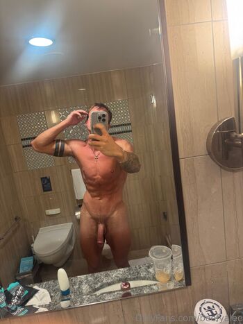 Full leaked Beefyalec private onlyfans photo