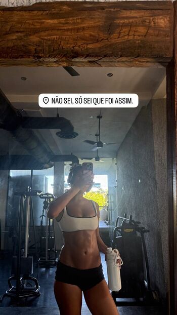 Bella Campos