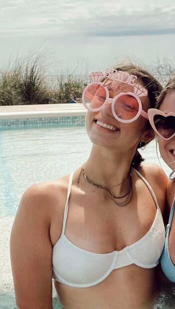 Full leaked Bella robertson private onlyfans photo
