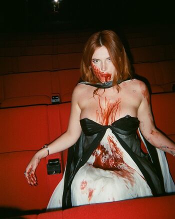 Full leaked Bella thorne  page private onlyfans photo