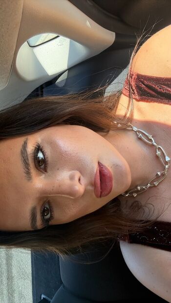 Full leaked Bella thorne  page private onlyfans photo