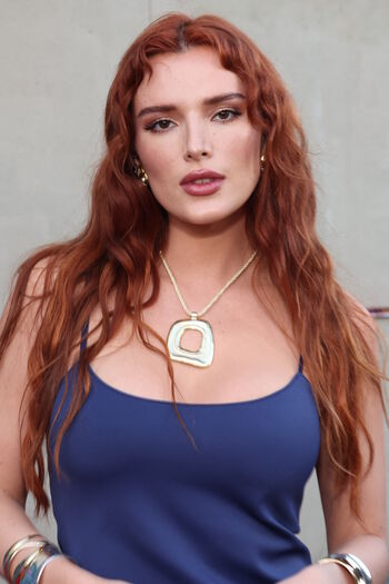 Full leaked Bella thorne  page private onlyfans photo