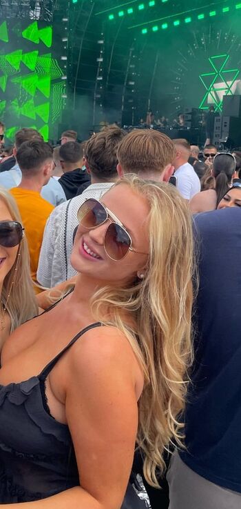 Full leaked Bella turner private onlyfans photo