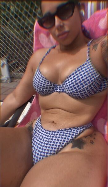 Full leaked Bellabarbellz private onlyfans photo