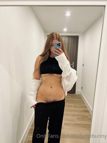 Full leaked Bellabluebunny private onlyfans photo