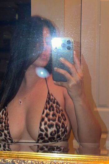 Full leaked Bellalis private onlyfans photo