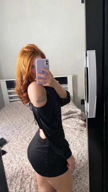 Full leaked Bellassq private onlyfans photo