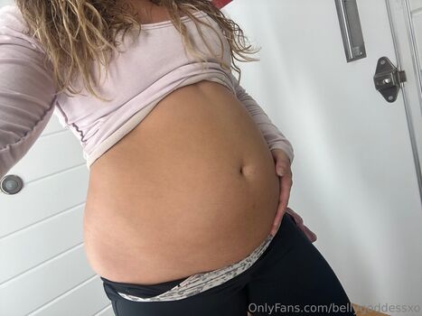bellygoddessxo