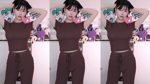 Berry leaked photo video viral