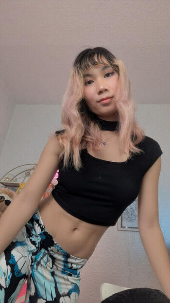 Full leaked Bessy q private onlyfans photo