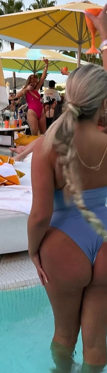 Full leaked Beth gould private onlyfans photo