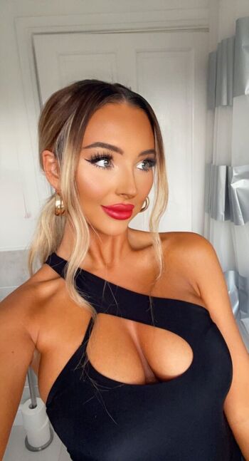 Full leaked Bethyycm private onlyfans photo