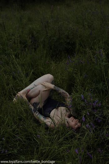 Full leaked Bettie bondage page private onlyfans photo