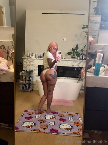 Full leaked Bhad bhabie page private onlyfans photo