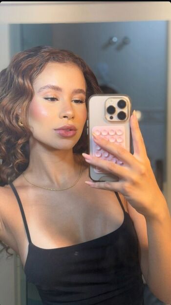 Full leaked Bia campos private onlyfans photo