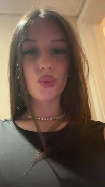 Full leaked Bia lobo private onlyfans photo