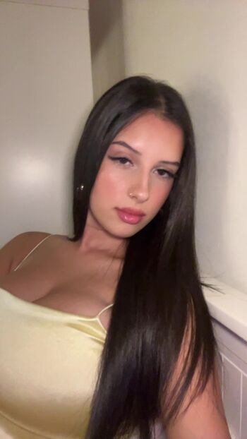 Full leaked Bia lobo private onlyfans photo