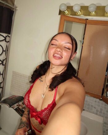 Full leaked Big cash cass private onlyfans photo