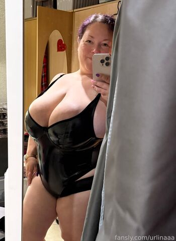 Full leaked Bigapplelinaa private onlyfans photo