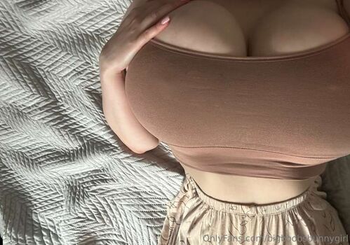 BigBoobsBunny