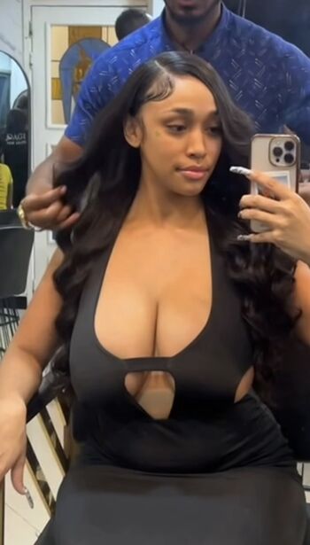 Full leaked Bigdiamondgirl private onlyfans photo