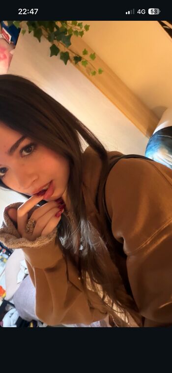 Full leaked Bighazeleyeddoe private onlyfans photo