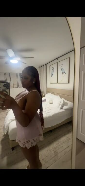 Full leaked Bighettobooty private onlyfans photo