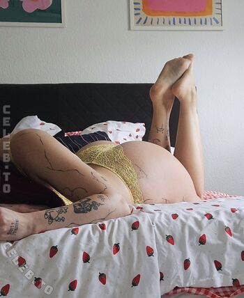 Full leaked Bimbalabambi private onlyfans photo