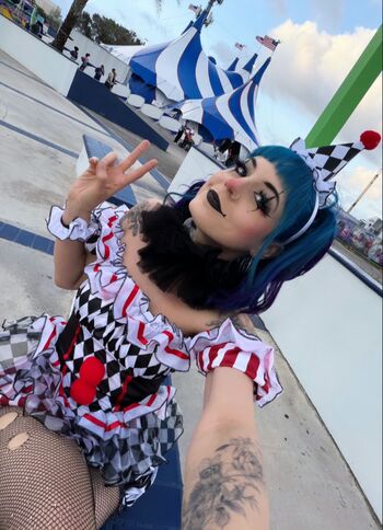 Full leaked Saralefi / private onlyfans photo