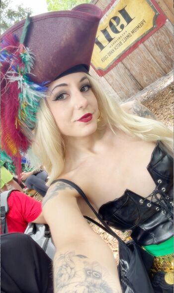 Full leaked Istripper / private onlyfans photo