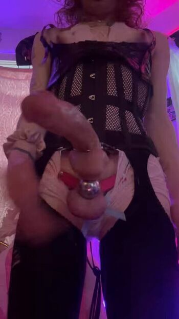 Full leaked Birdinchains private onlyfans photo