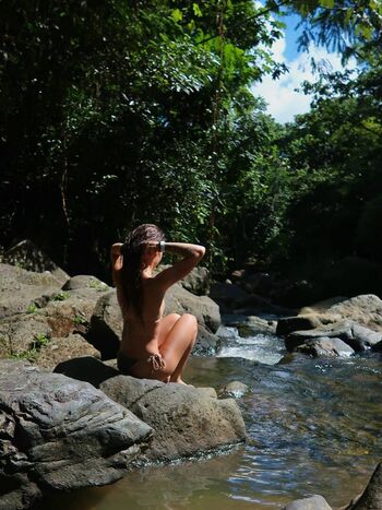Full leaked Bitty private onlyfans photo