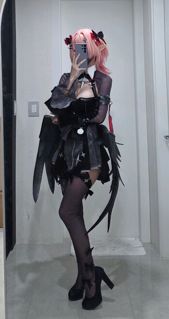 Full leaked Realalyx/ private onlyfans photo