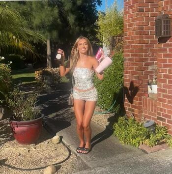 Full leaked Bklynjoelle private onlyfans photo
