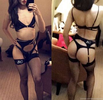 Full leaked Black cherry private onlyfans photo