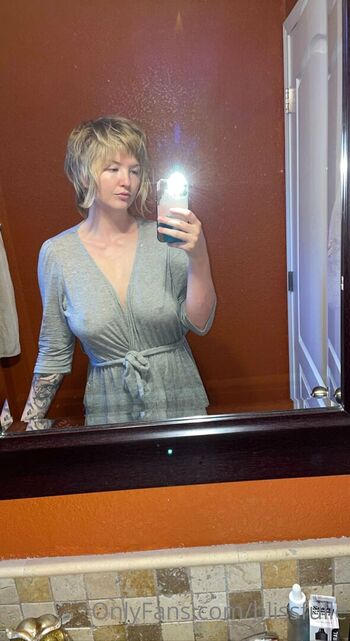 Full leaked Blissfulle private onlyfans photo